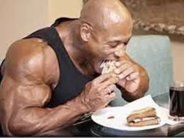 Sai cosa mangiare quando sei stanco dopo la palestra?