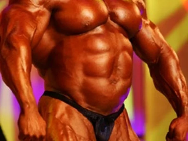 Quanto deve misurare il girovita di un bodybuilder?