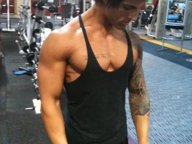 Che cosa è l'aesthetics Bodybuilding e come è morto Zyzz?